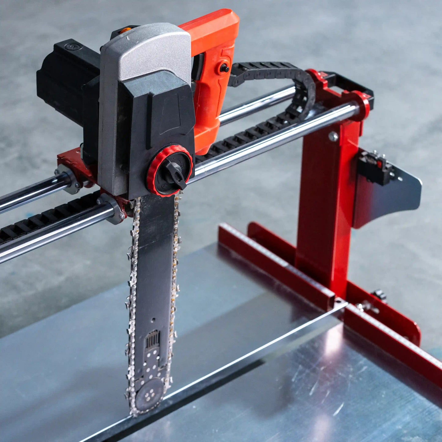 E4006 Mašina za sečenje lake cigle, blokova i gas-betona 2300W / 300mm