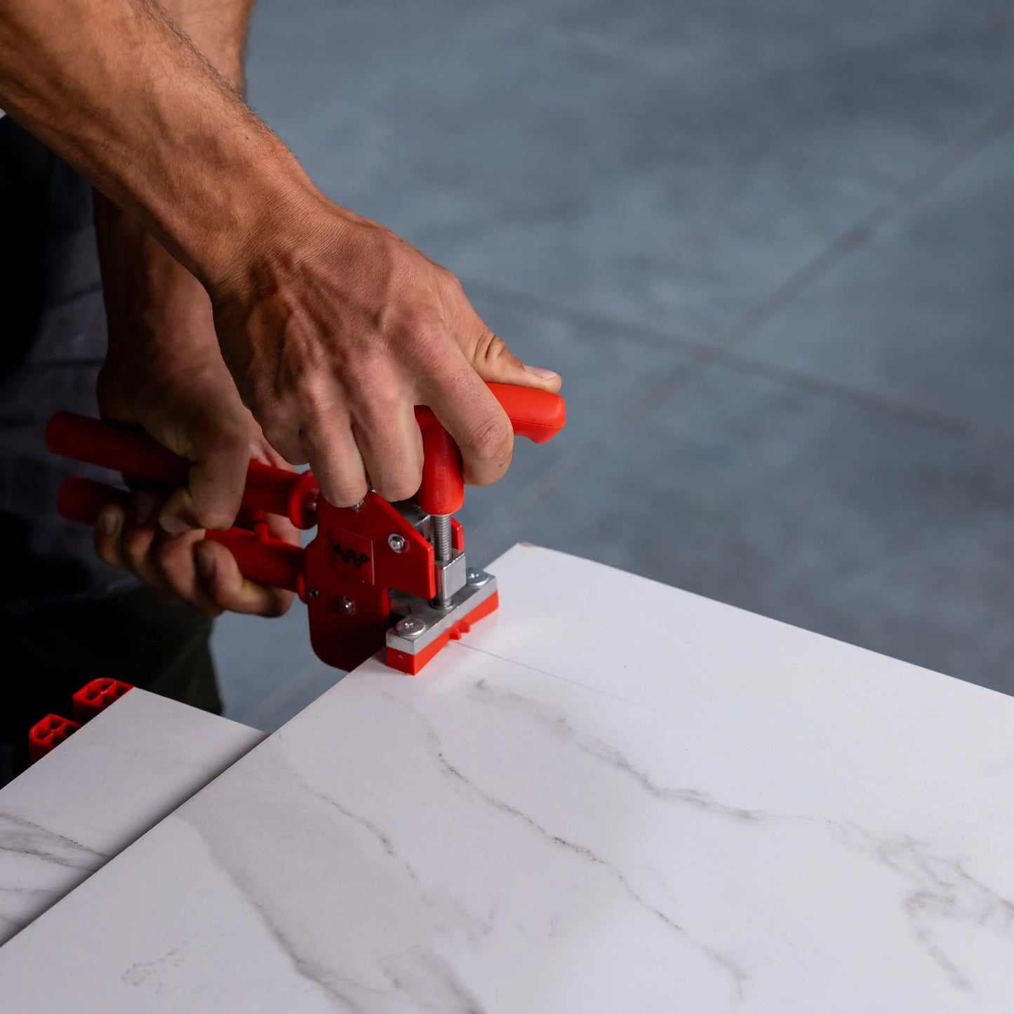 E1005 Profesionalna klešta za keramičke ploče