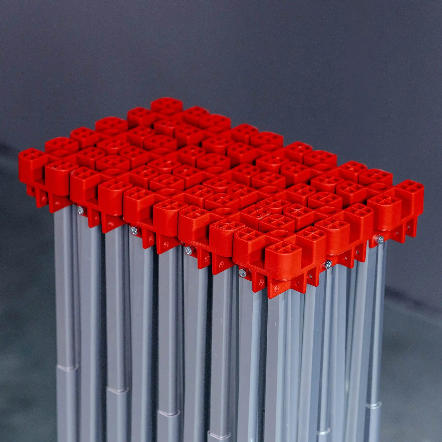 E2010 Ekstrudirani aliminijumski radni sto za ploče sa 15 nogara, nosivost 1000kg