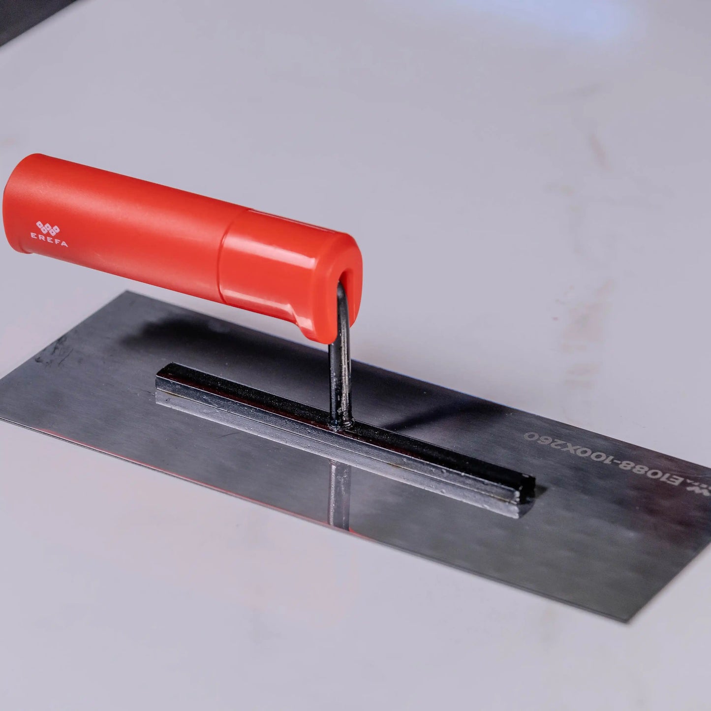 E1088 Edelstahl-Kellenset mit ergonomischen Griffen